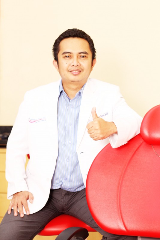 drg. Muh. Irfan Rasul, Sp.BM - Dentamedica Care Center 